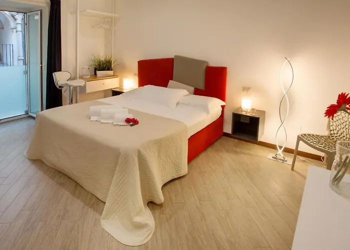 Le Del Duomo House בית הארחה